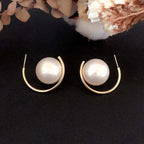 Stylish Pearl White 18K Gold Anti Tarnish Drop Hoop For Women Bulk