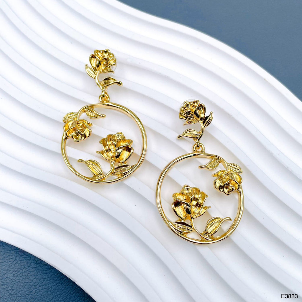 Flower 18K Gold Anti Tarnish Dangler Earring For Women Bulk