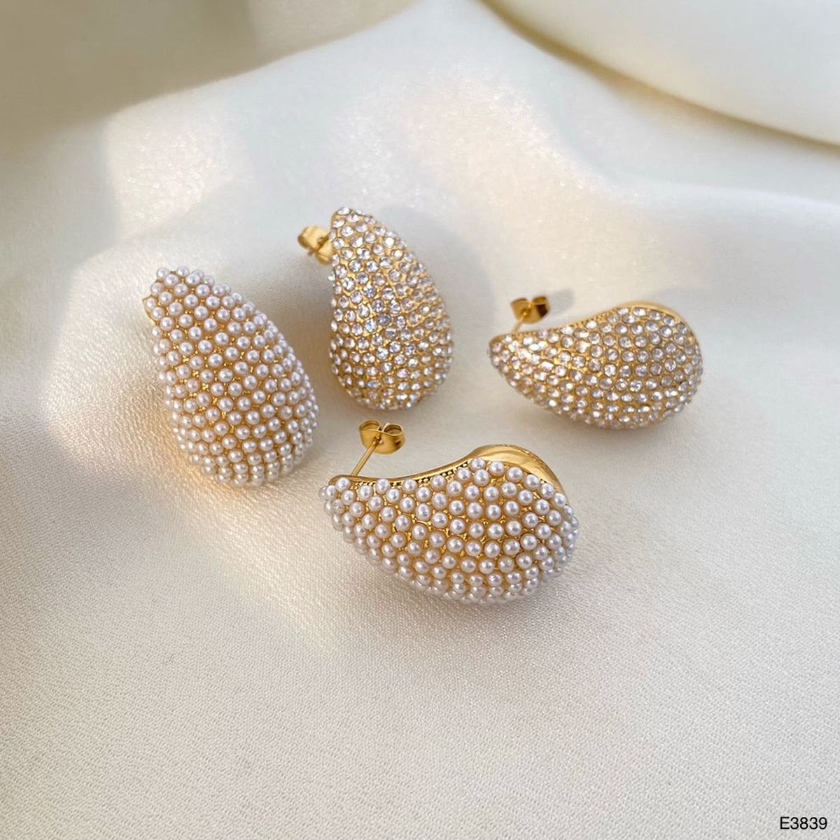 Paisley 18K Gold Pearl Anti Tarnish Stud Earring For Women Bulk Main image