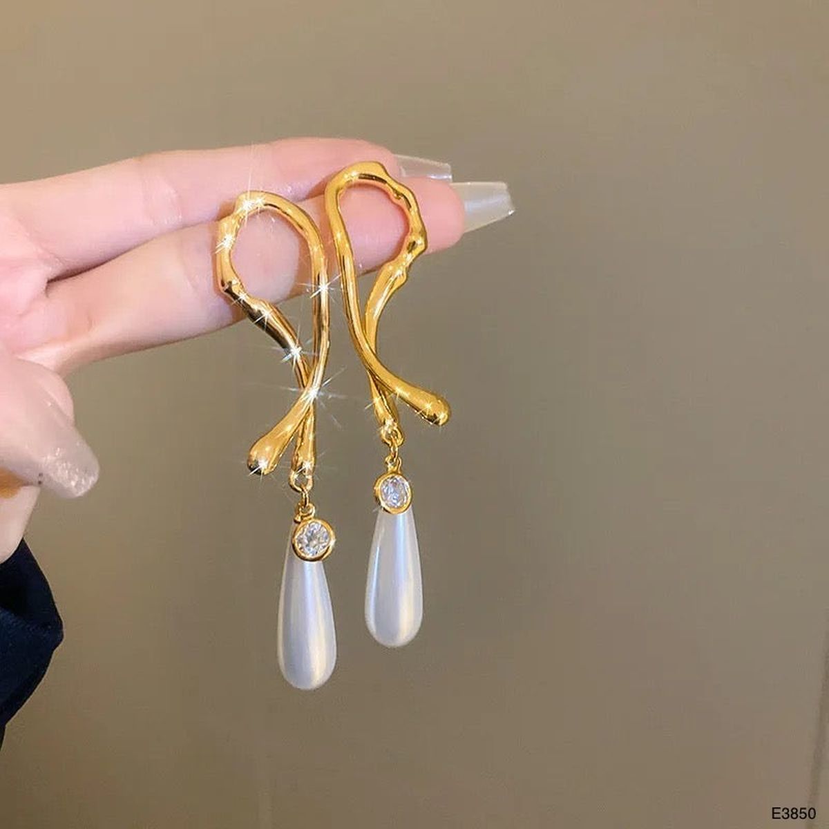 Drop Pearl White 18K Gold CZ Anti Tarnish Dangler Earring Bulk