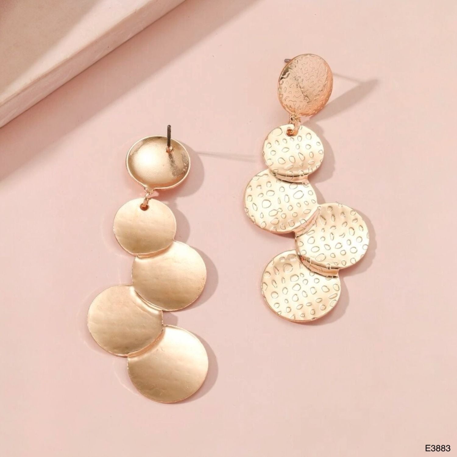 Dented Disc 18K Gold Anti Tarnish Dangler Earring For Women Bulk