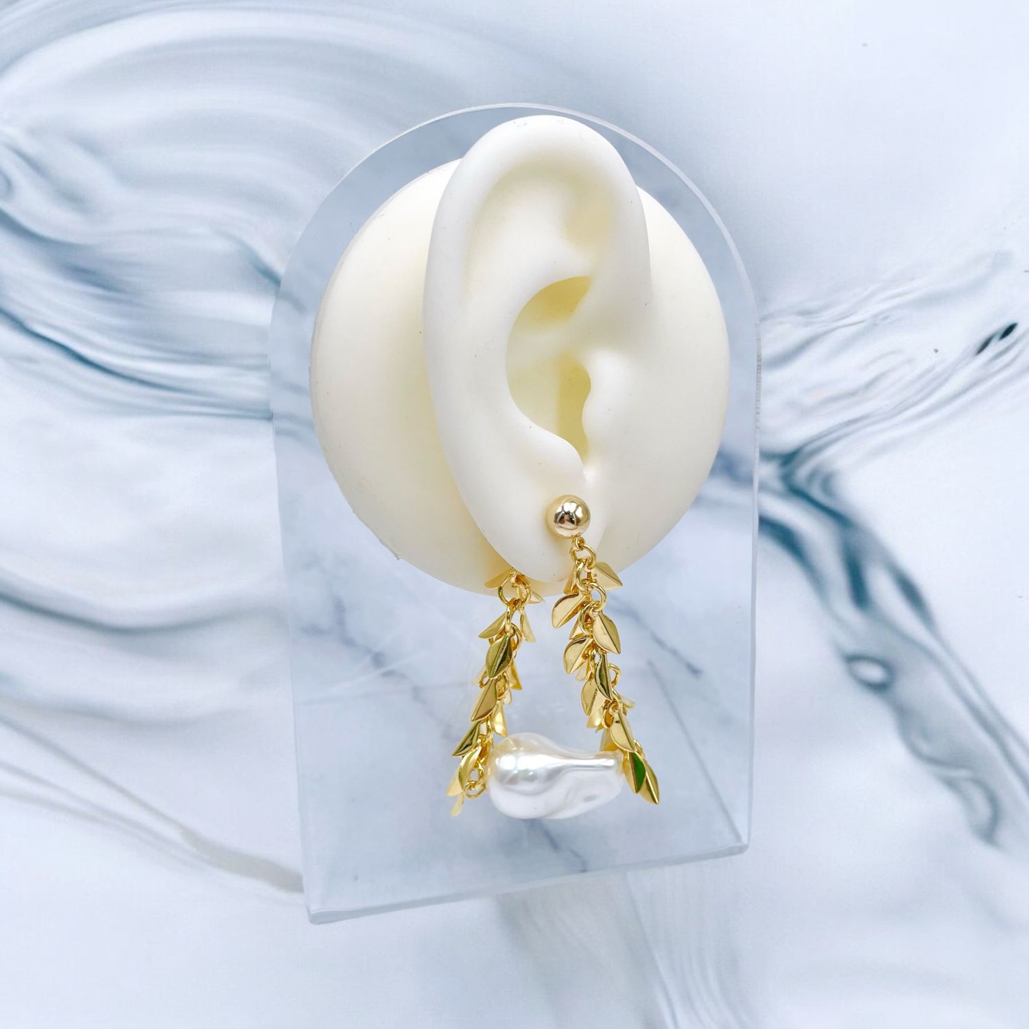 Joint Pearl White 18K Gold Anti Tarnish Dangler Earring For Women Secondary image