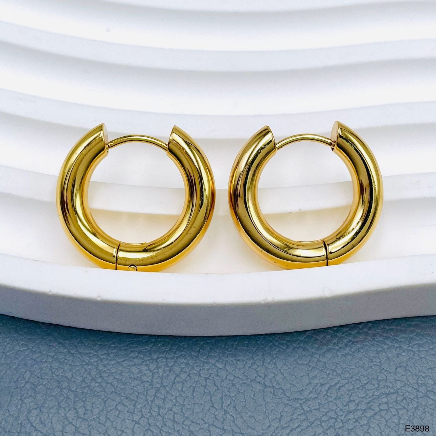 Solid 18K Gold Stainless Steel Hoop Earring For Women Bulk
