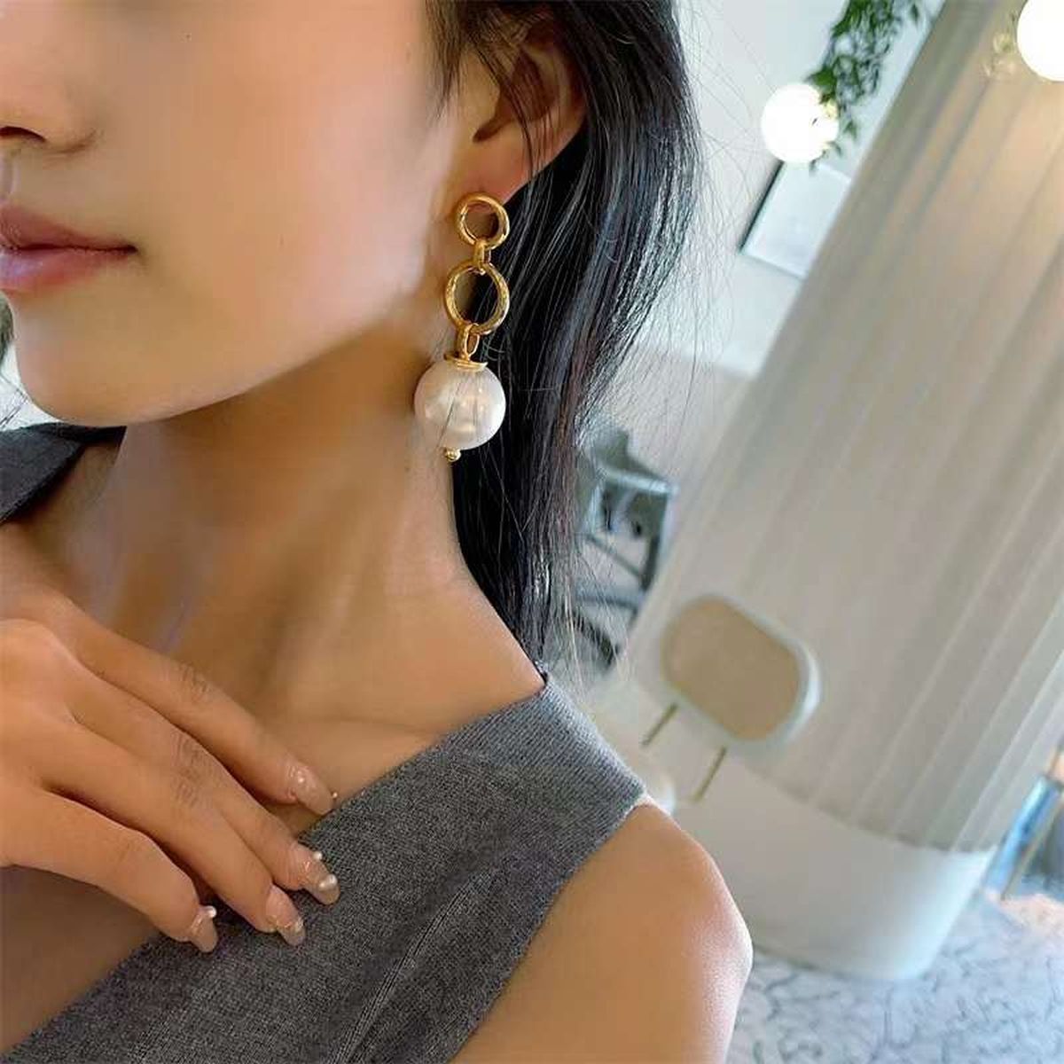 Dual Ring 18K Gold Pearl Anti Tarnish Dangler Drop Earring Women Bulk Secondary image