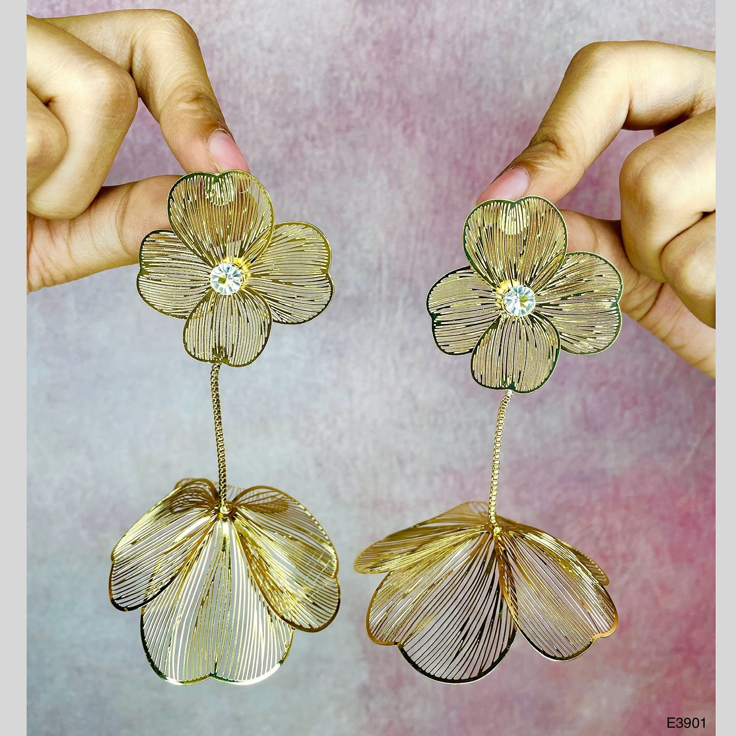 Flower Filigree CZ 18K Gold Anti Tarnish Tassel Dangler Earring Bulk Main image
