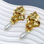 Dented Leaf White 18K Gold Pearl Anti Tarnish Dangler Earring Bulk