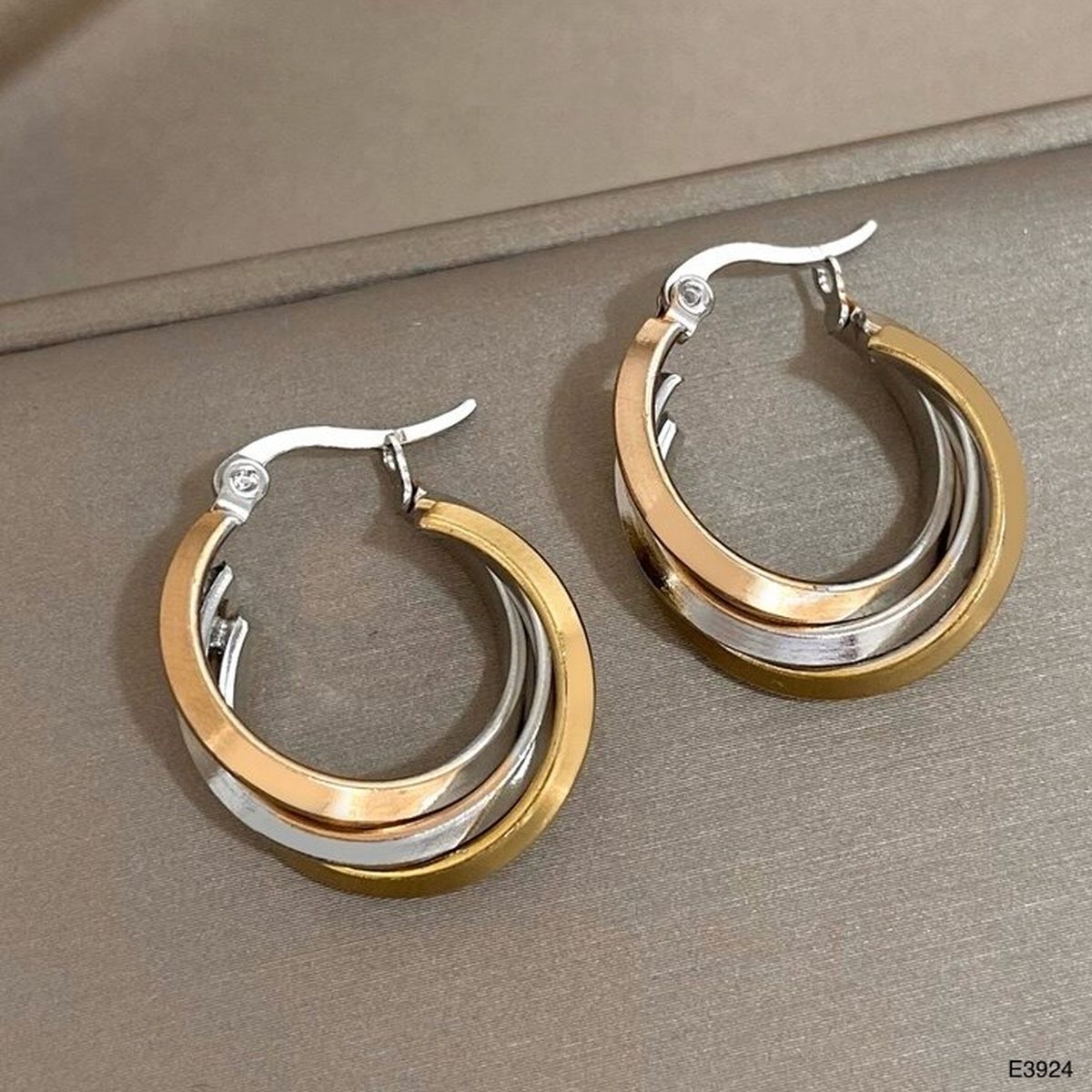 Triple Layer Stainless Steel 18K Gold Silver Rose Gold Anti Tarnish Hoop Earring For Women Main image