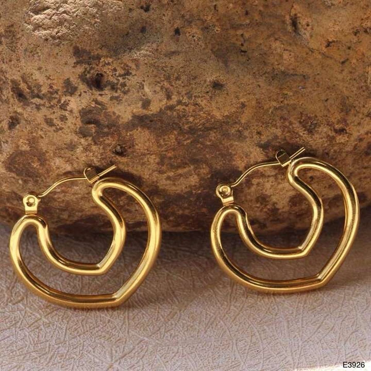 Heart Love 18K Gold Stainless Steel Anti Tarnish Hoop Earring Bulk Main image