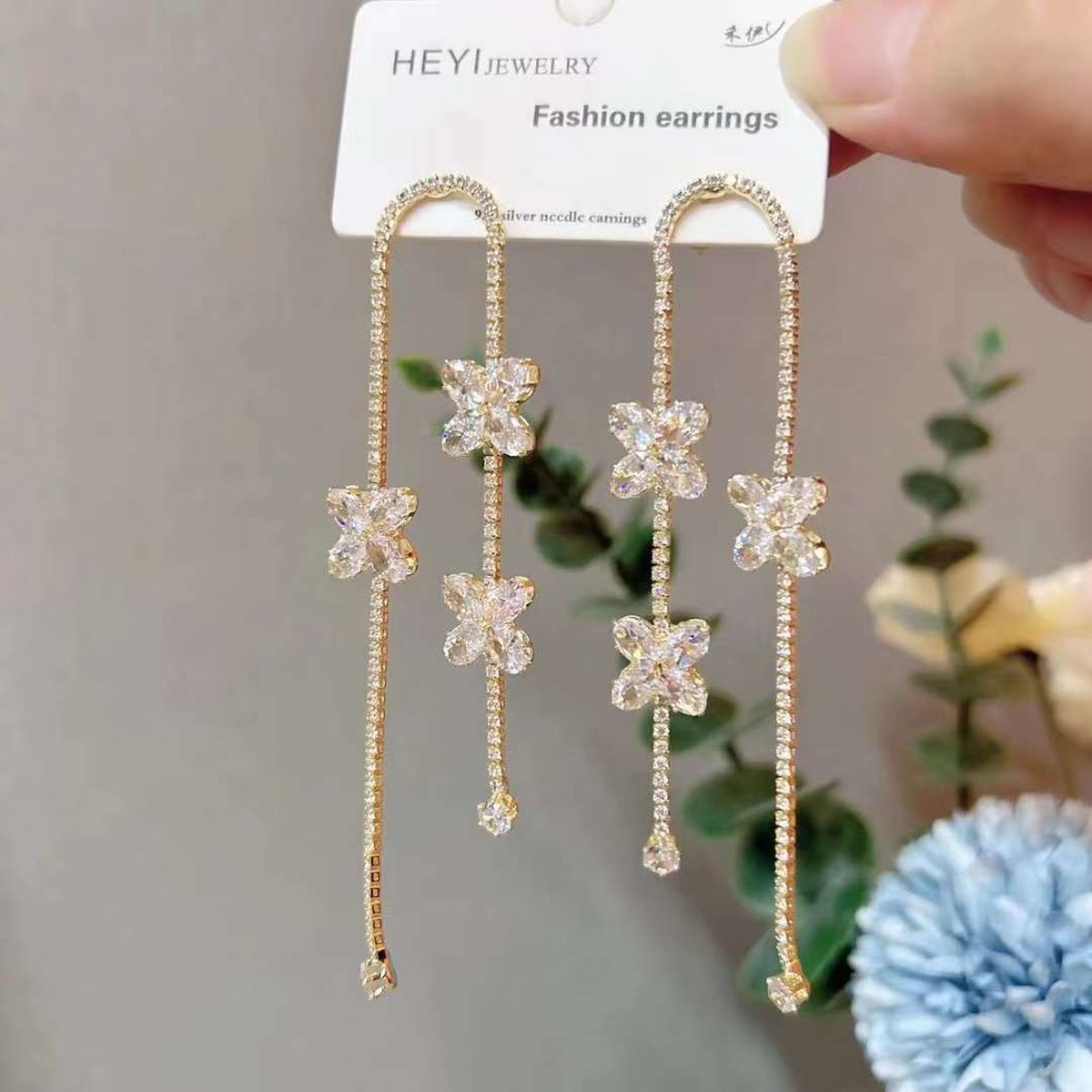 Clover Flower 18K Gold CZ Anti Tarnish Tassel Dangler Earring Bulk Main image