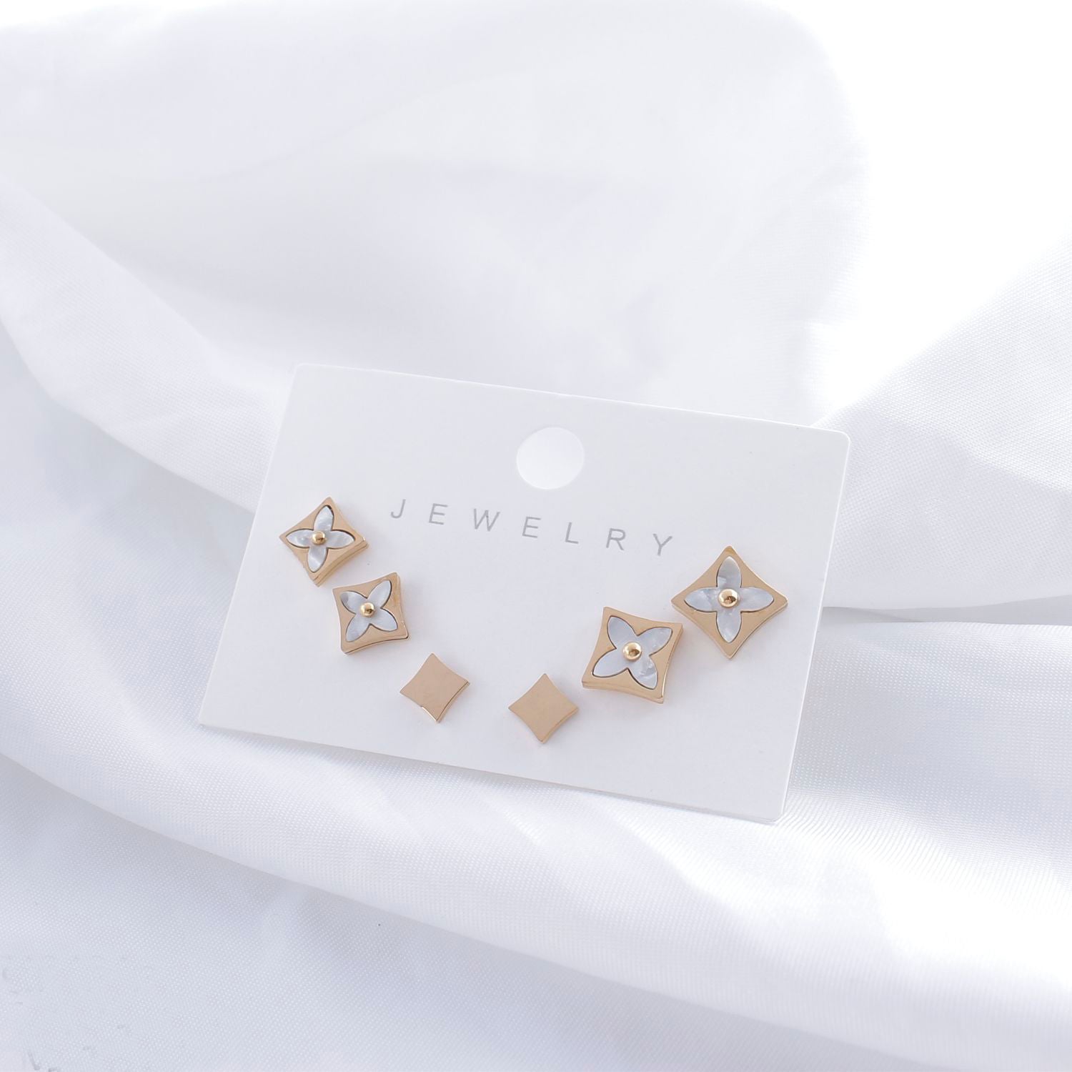 Square Clover Gold Mother Of Pearl Stainless Steel Stud Earring Bulk Main image