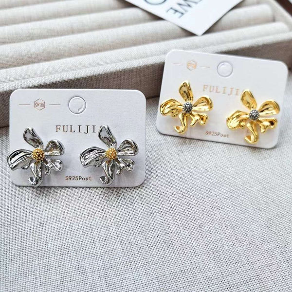 Flower 18K Gold Anti Tarnish Stud Earring Women Bulk Main image