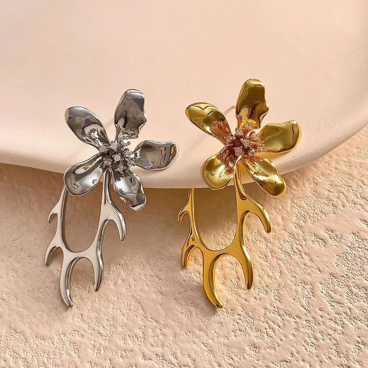 Spike Flower Cubic Zirconia 18K Gold Anti Tarnish Dangler Earring Bulk