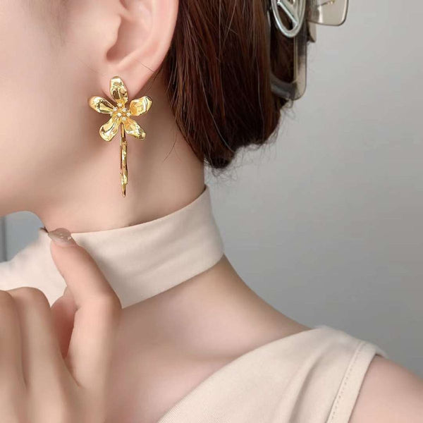 Spike Flower Cubic Zirconia 18K Gold Anti Tarnish Dangler Earring Bulk Secondary image