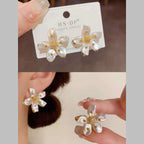 Flower White 18K Gold Mother Of Pearl Anti Tarnish Stud Earring Bulk
