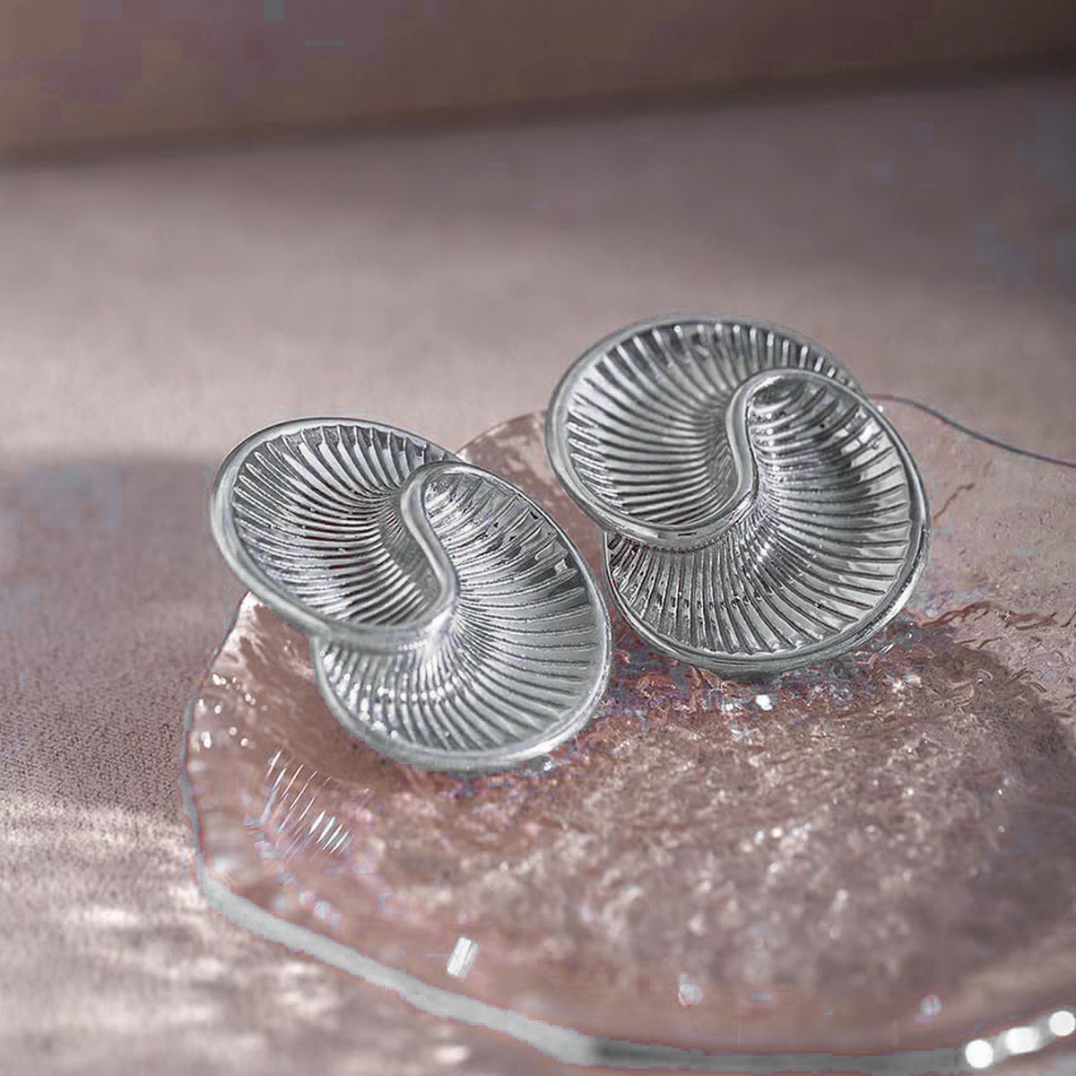 Wave Spiral 18K Gold Anti Tarnish Stud Earring For Women Bulk