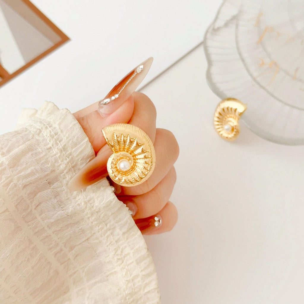 Snail Shell 18K Gold Pearl Anti Tarnish Stud Earring For Women Bulk