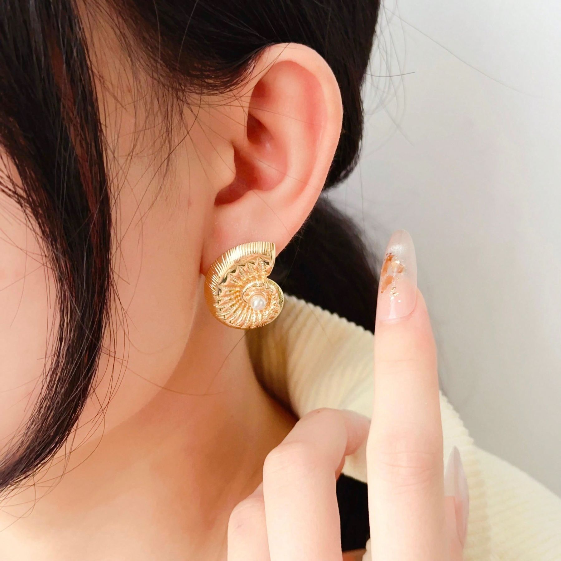Snail Shell 18K Gold Pearl Anti Tarnish Stud Earring For Women Bulk