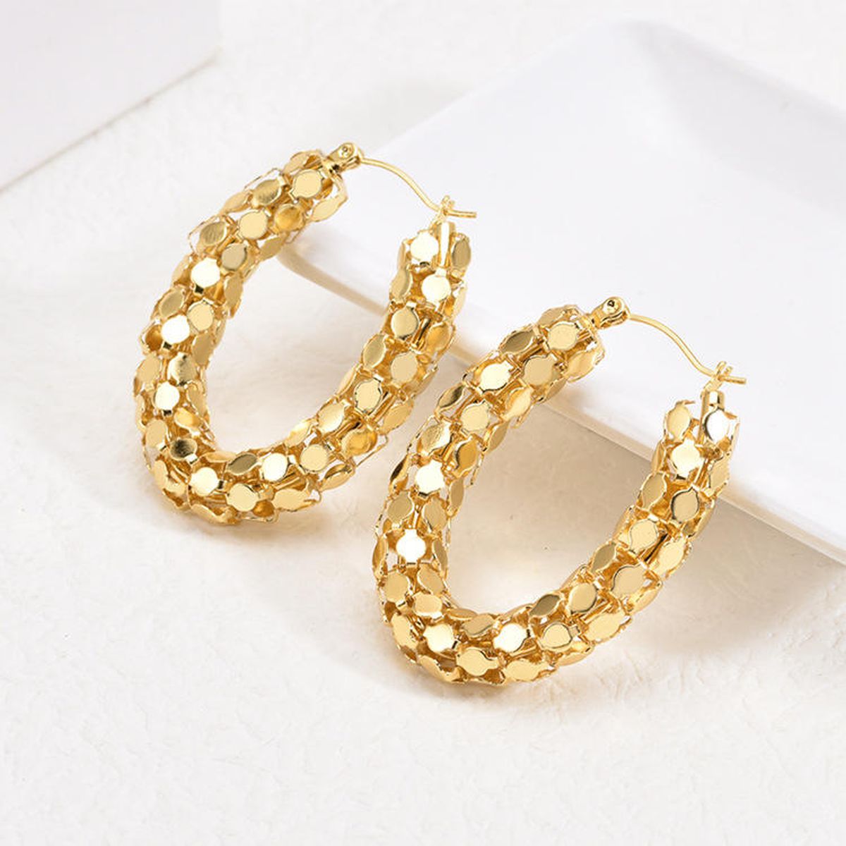 Chunky Oval 18K Gold Stainless Steel Anti Tarnish Hoop Earring Bulk Main image