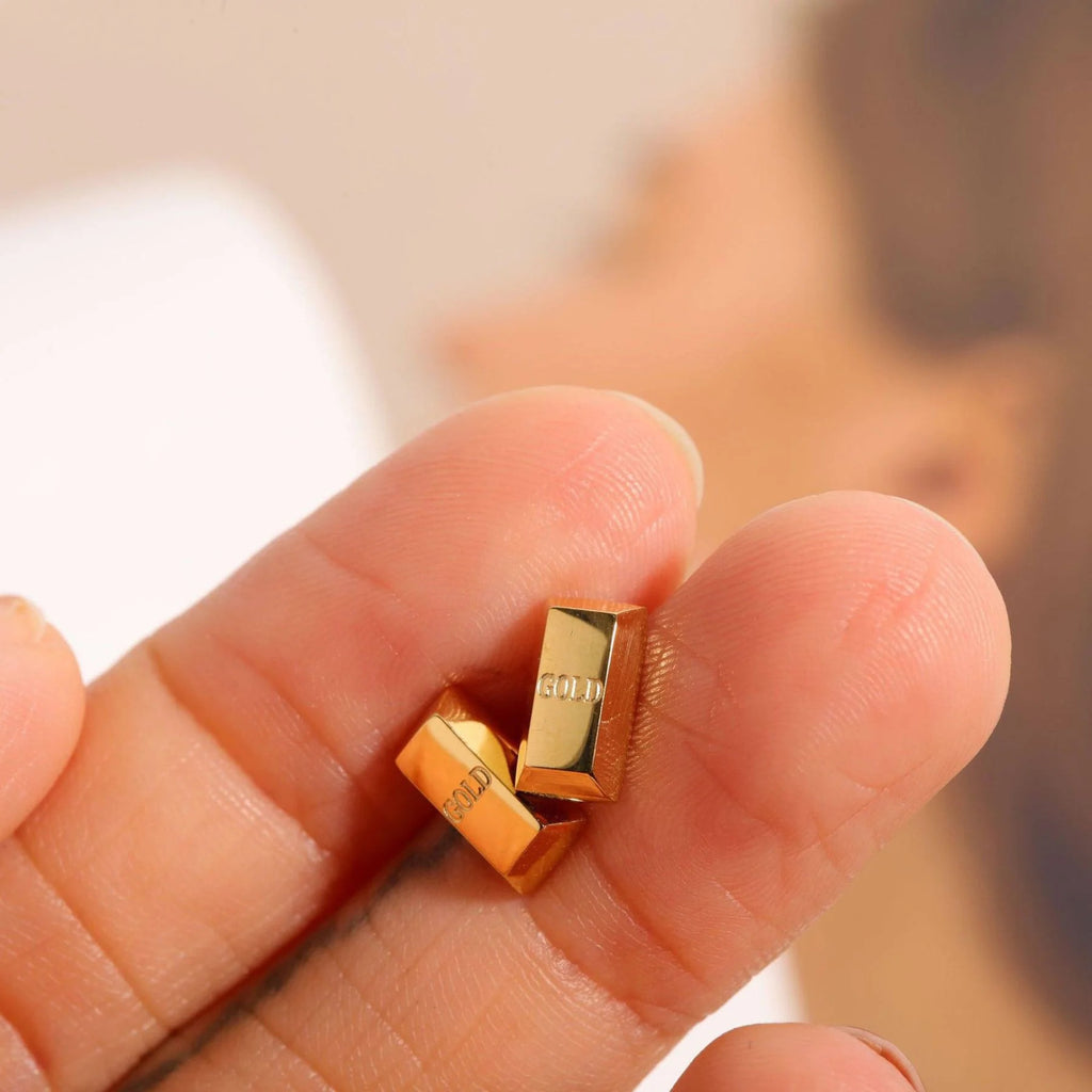 Tiny Glossy 18K Gold Stainless Steel Anti Tarnish Stud Earring Bulk