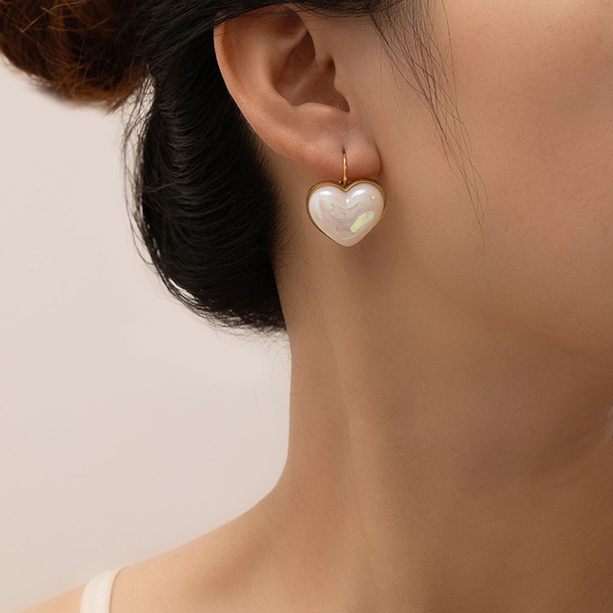 Heart Pearl White Gold Stainless Steel Anti Tarnish Stud Earring Bulk