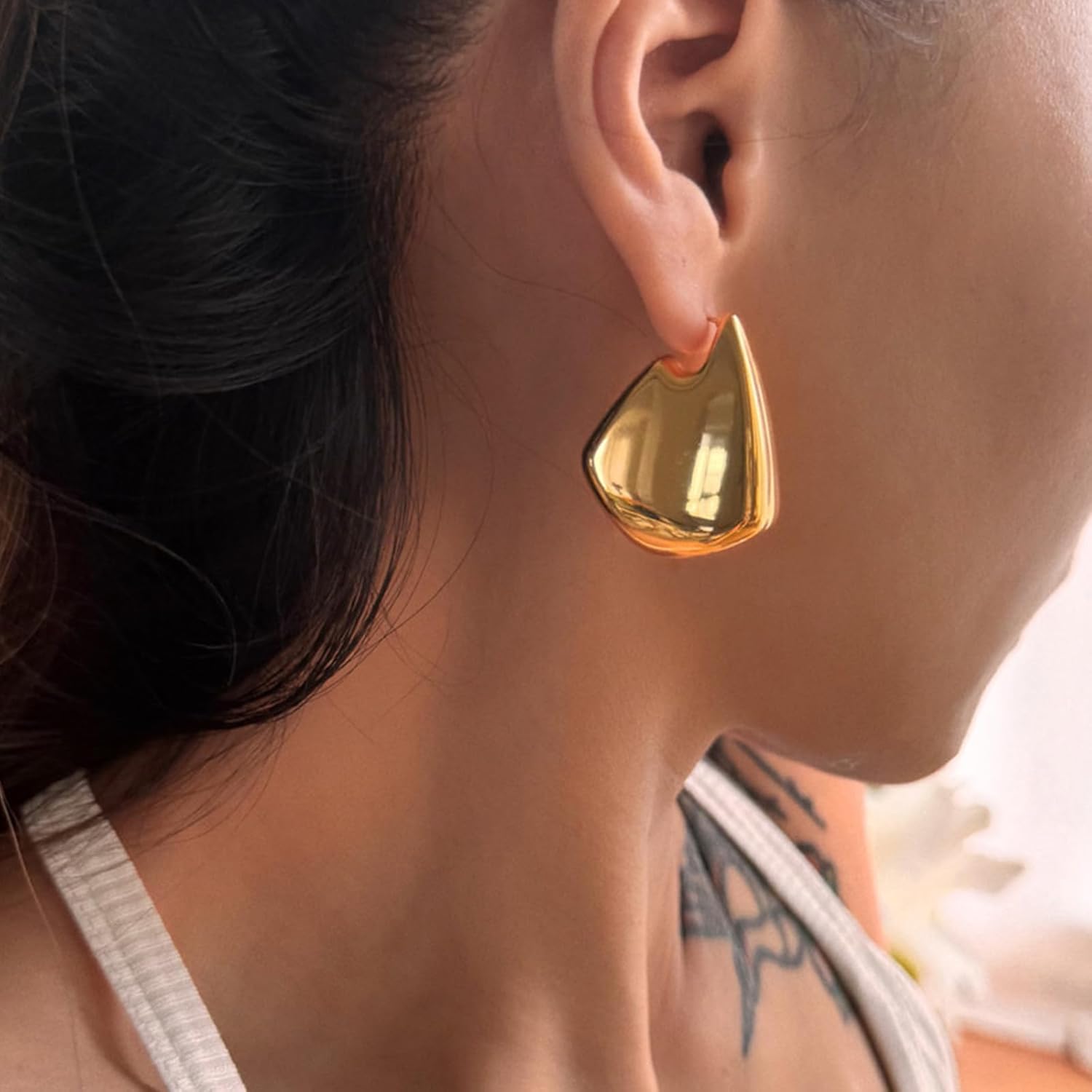 Glossy Pentagon 18K Gold Anti Tarnish Drop Stud Earring For Women