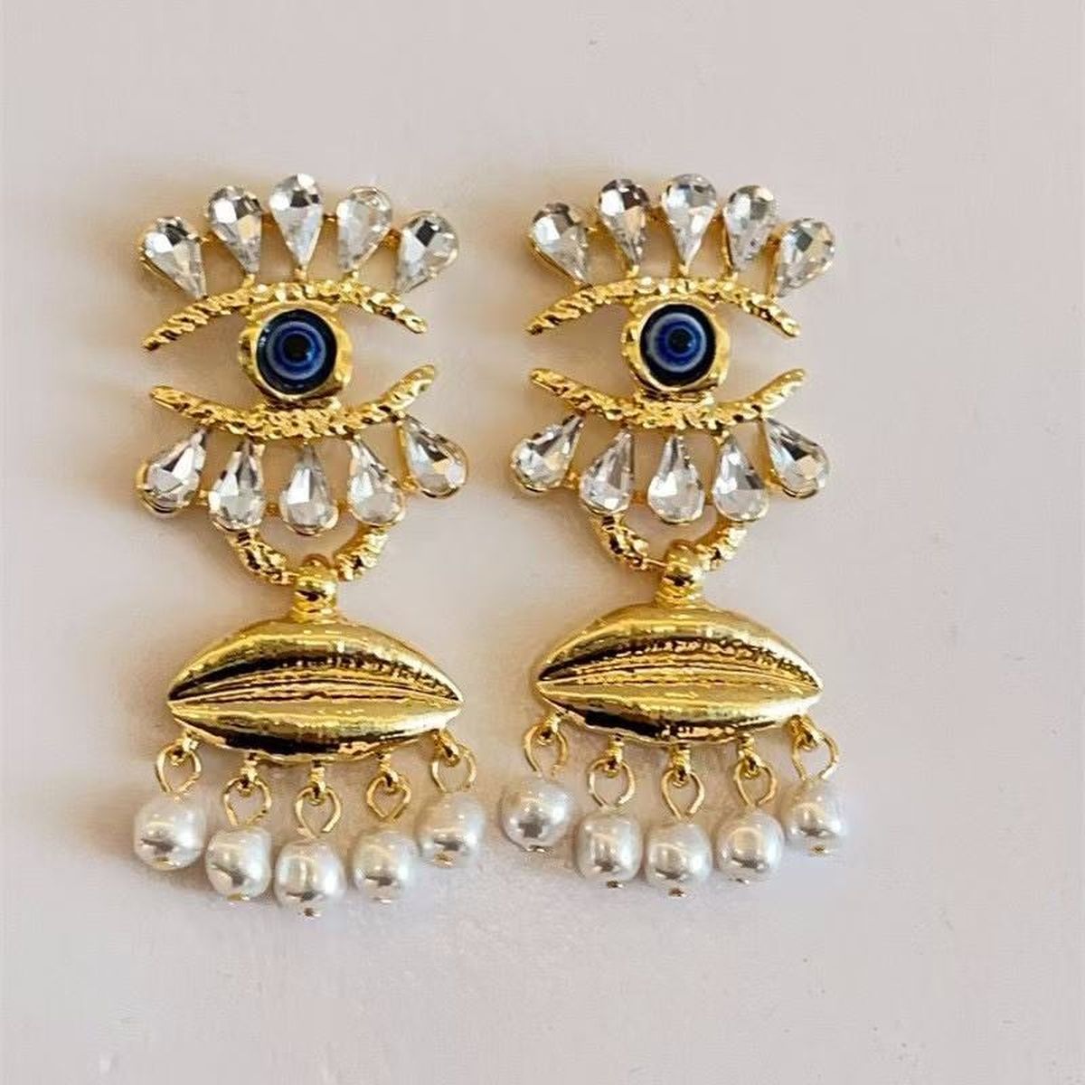 Eyelash Evil Eye Lips Cubic Zirconia Pearl Blue White 18K Gold Anti Tarnish Dangler Earring For Women Main image