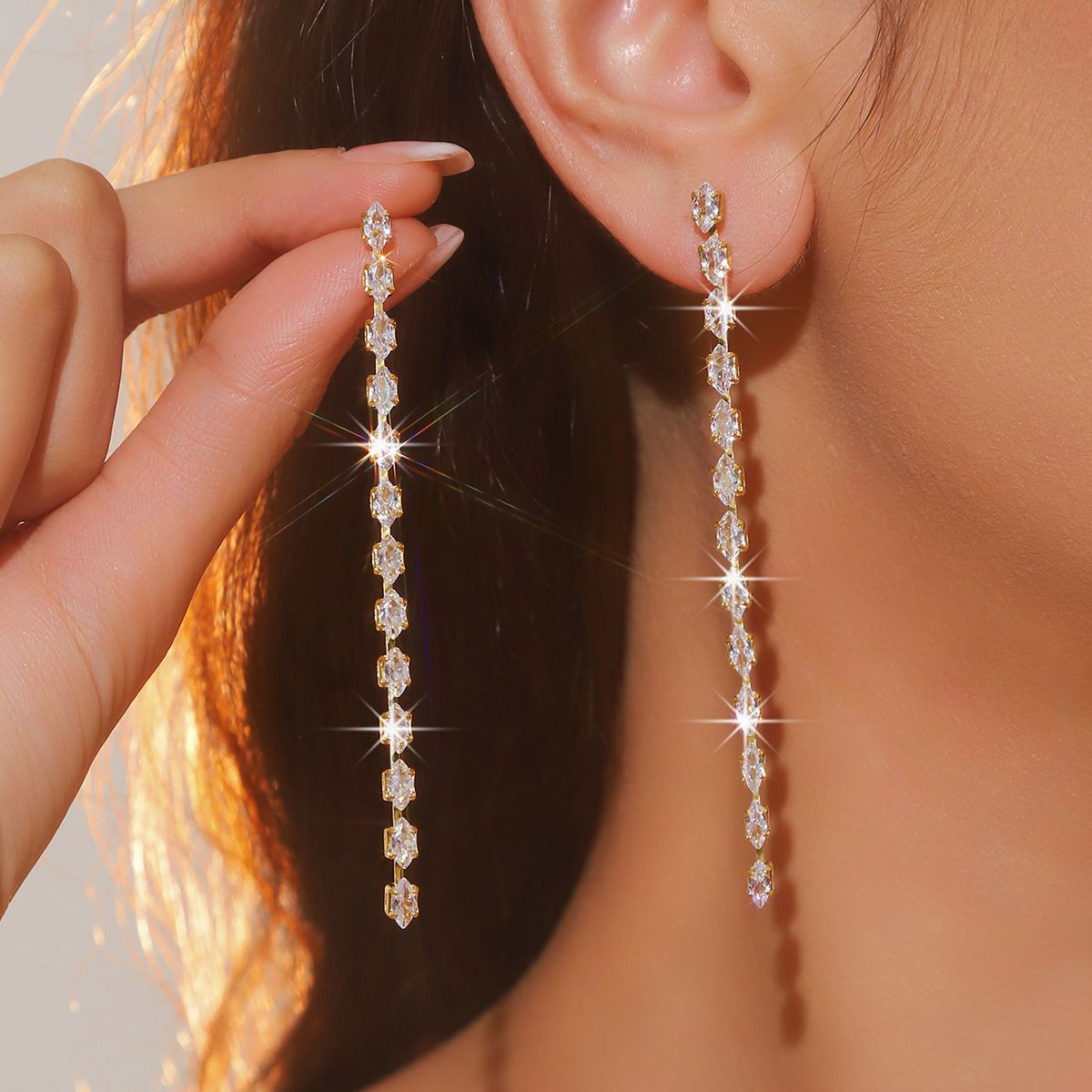 Vertical Solitaire Rhinestone 18K Gold Anti Tarnish Tassel Dangler Earring For Women