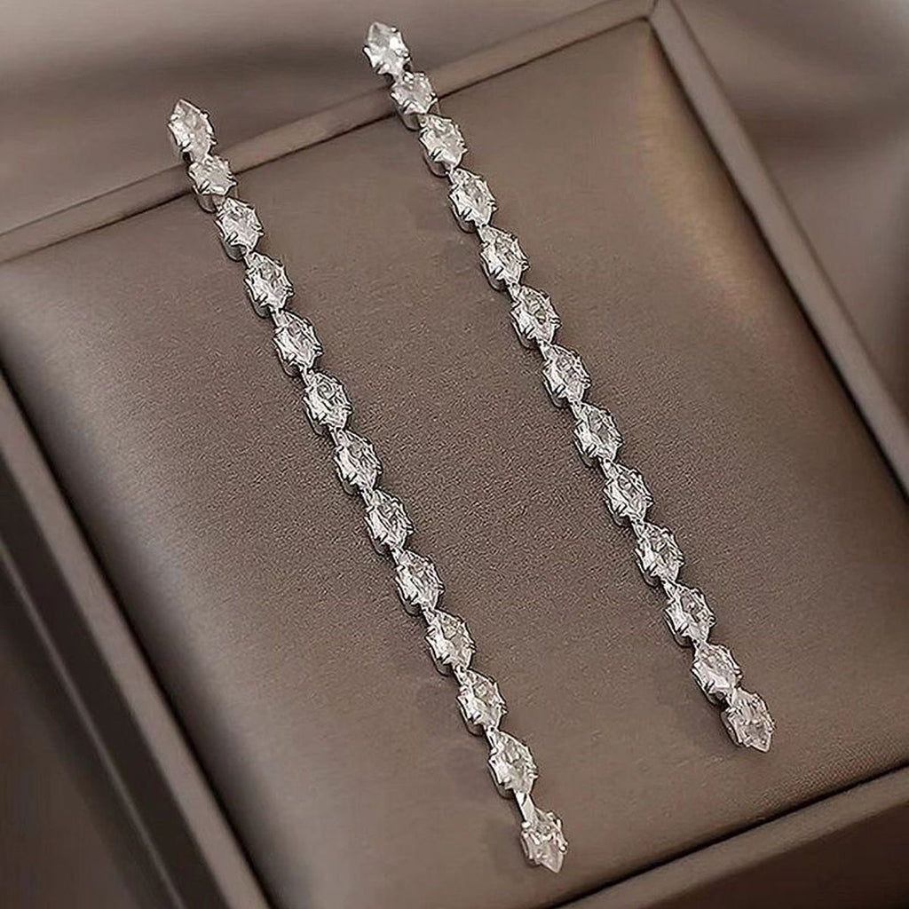 Vertical Solitaire Rhinestone 18K Gold Anti Tarnish Tassel Dangler Earring For Women