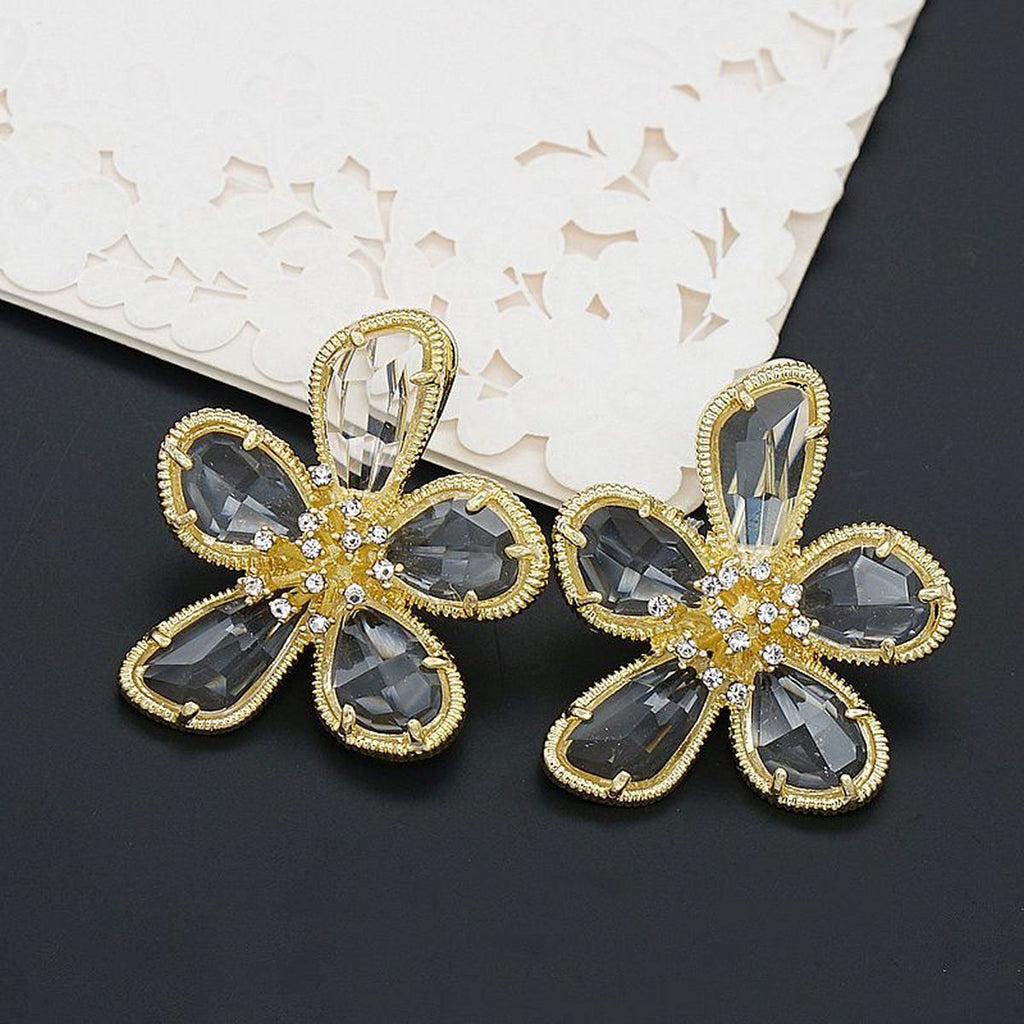 Flower Cubic Zirconia 18K Gold Anti Tarnish Stud Earring Women Bulk