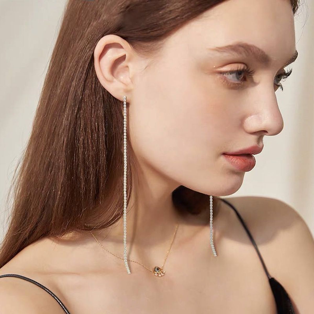 Slim Chain Rhinestone 18K Gold Anti Tarnish Long Tassel Dangler Earring For Women Secondary image