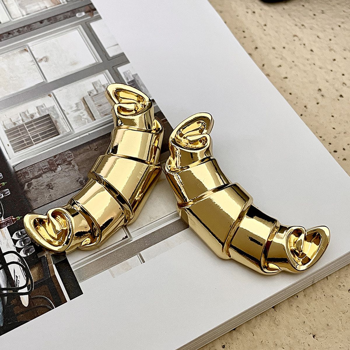 Croissant 18K Gold Stainless Steel Anti Tarnish Dangler Earring Bulk Main image