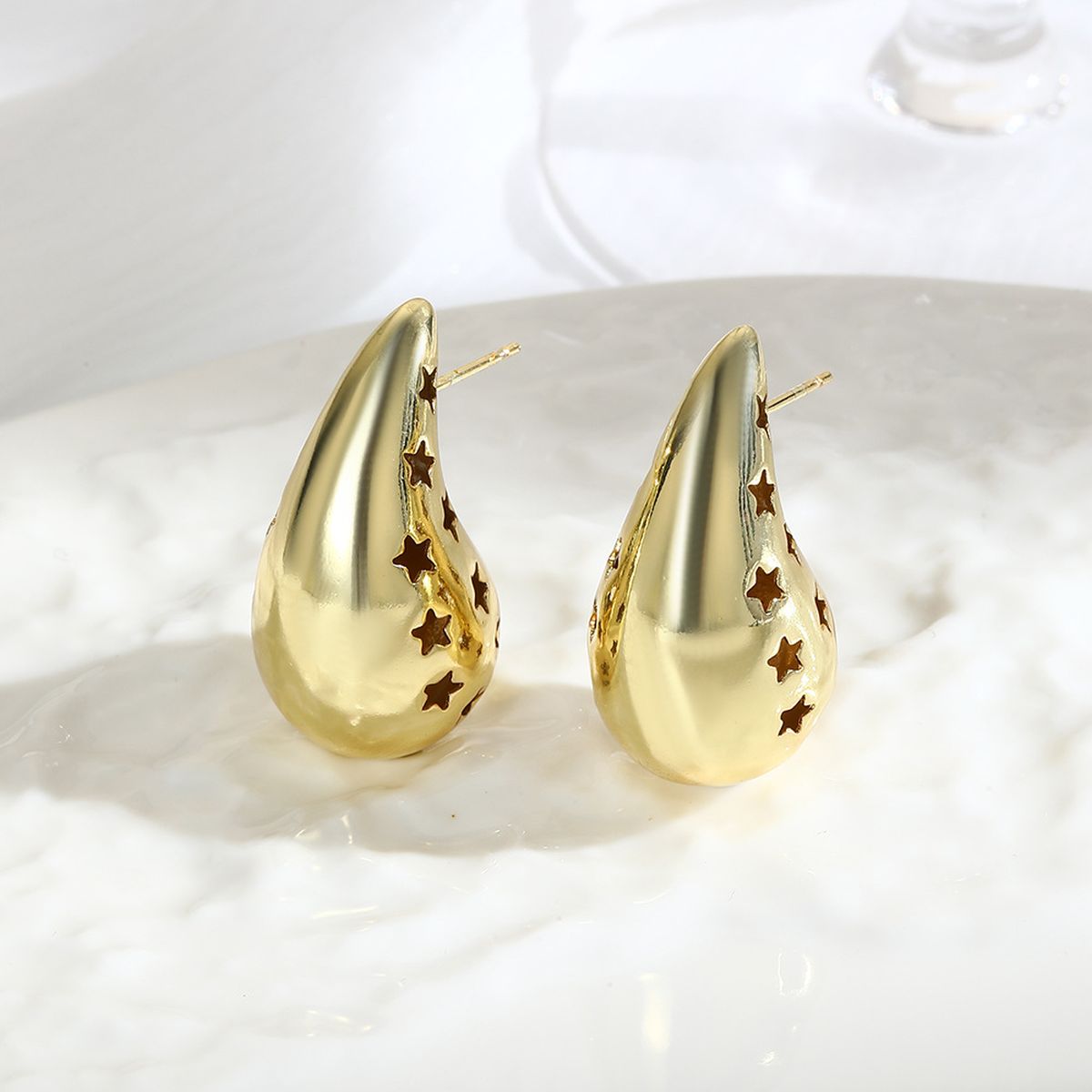 Star Tear Drop 18K Gold Anti Tarnish Stud Earring For Women Bulk