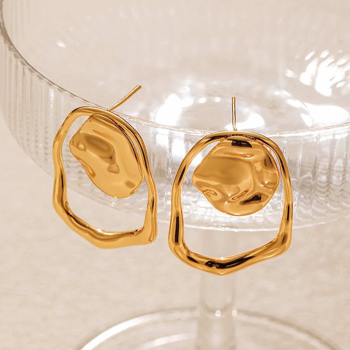 Beaten Finish 18K Gold Anti Tarnish Stud Earring For Women Bulk