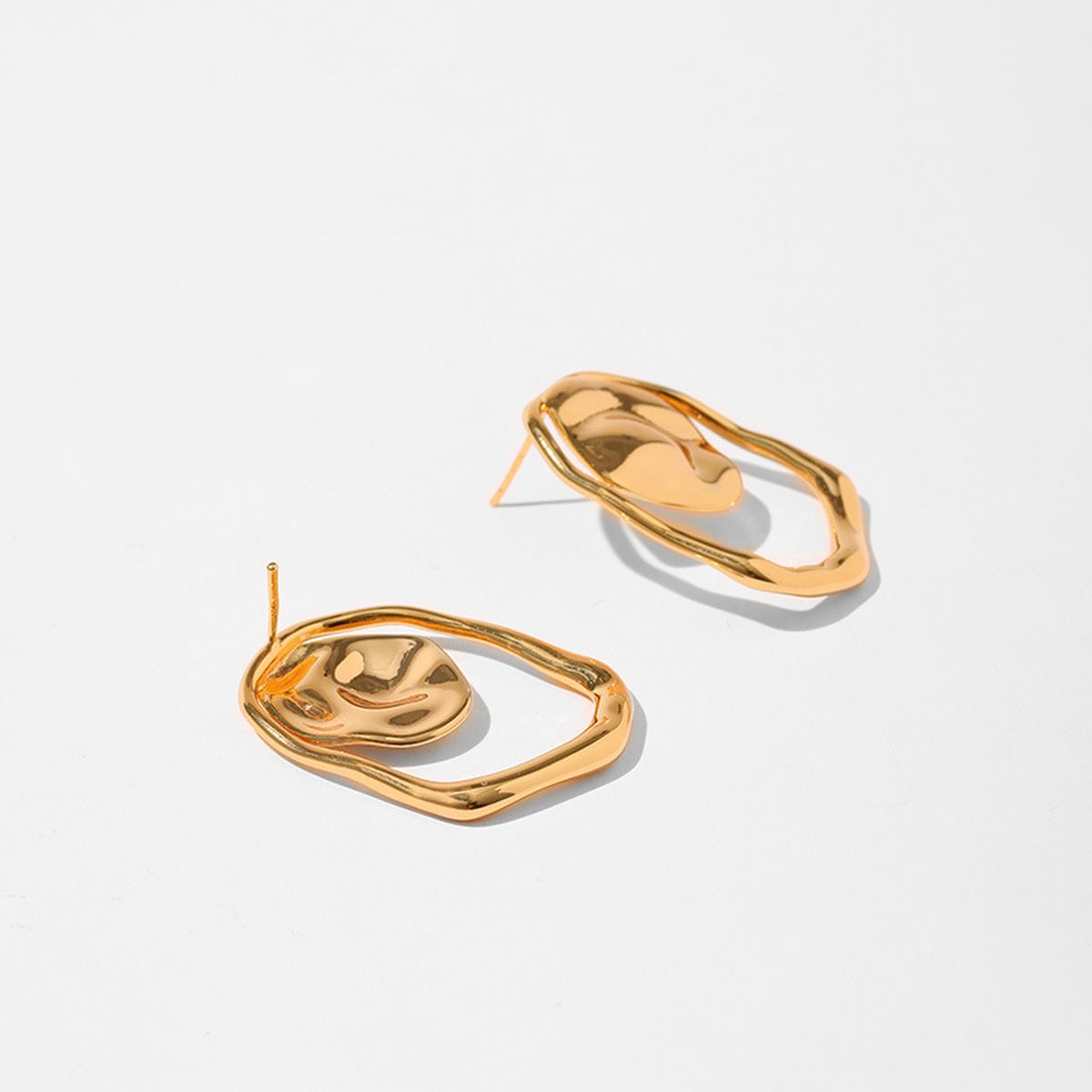 Beaten Finish 18K Gold Anti Tarnish Stud Earring For Women Bulk