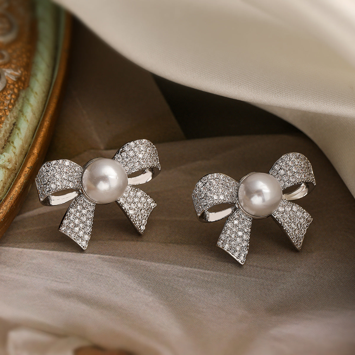Ribbon Bow CZ Pearl 18K Gold White Anti Tarnish Stud Earring Bulk