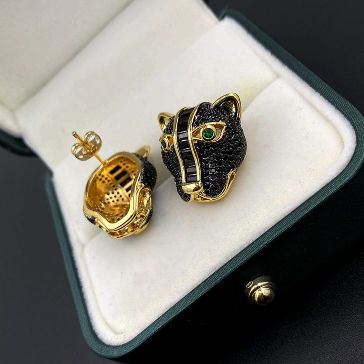 Panther Cubic Zirconia 18K Gold Black Anti Tarnish Stud Earring Bulk