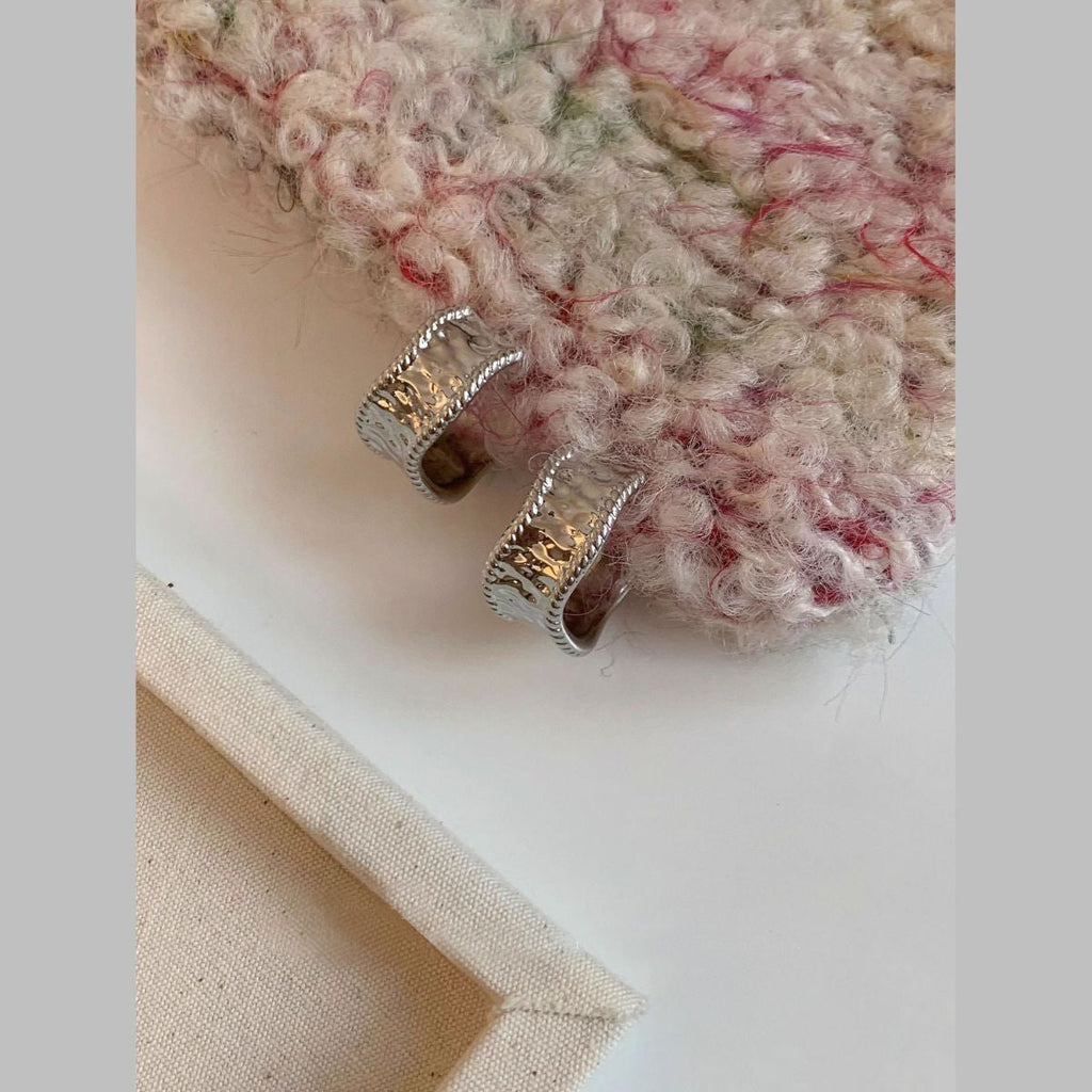 Beaten Finish Wave 18K Gold Anti Tarnish Hoop Earring For Women Bulk