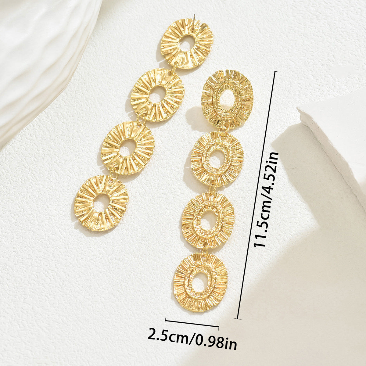 Beaten Finish Round Link 18K Gold Tassel Dangler Earring Women Bulk