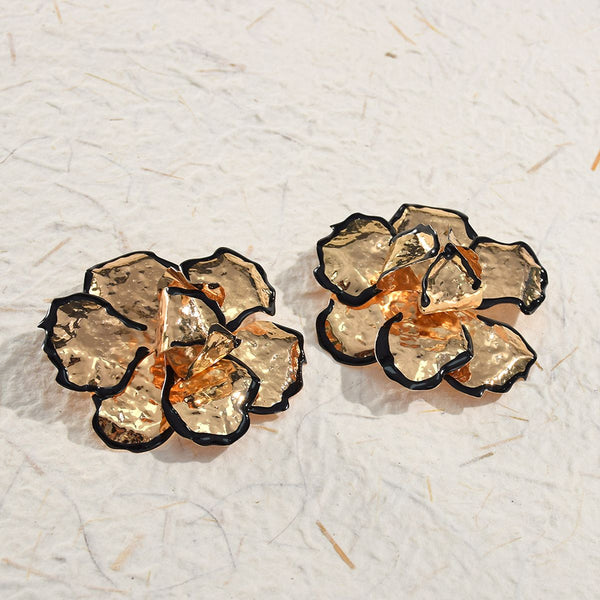 Beaten Finish Flower 18K Gold Black Stud Earring For Women Bulk Secondary image