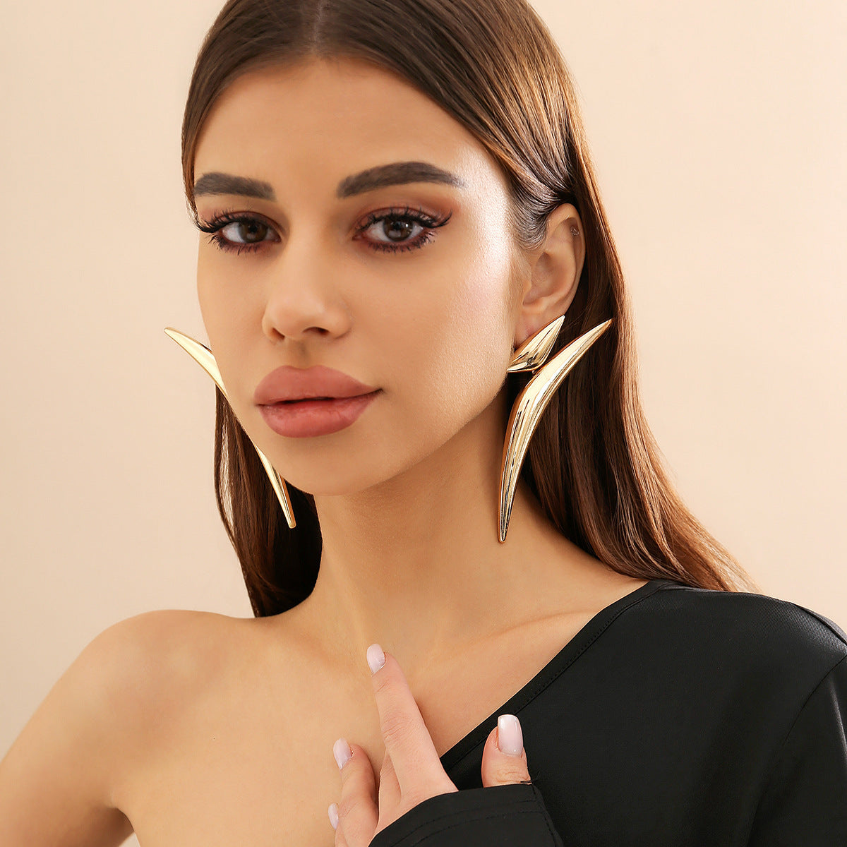 Pointy 18K Gold Anti Tarnish Stud Earring For Women Bulk
