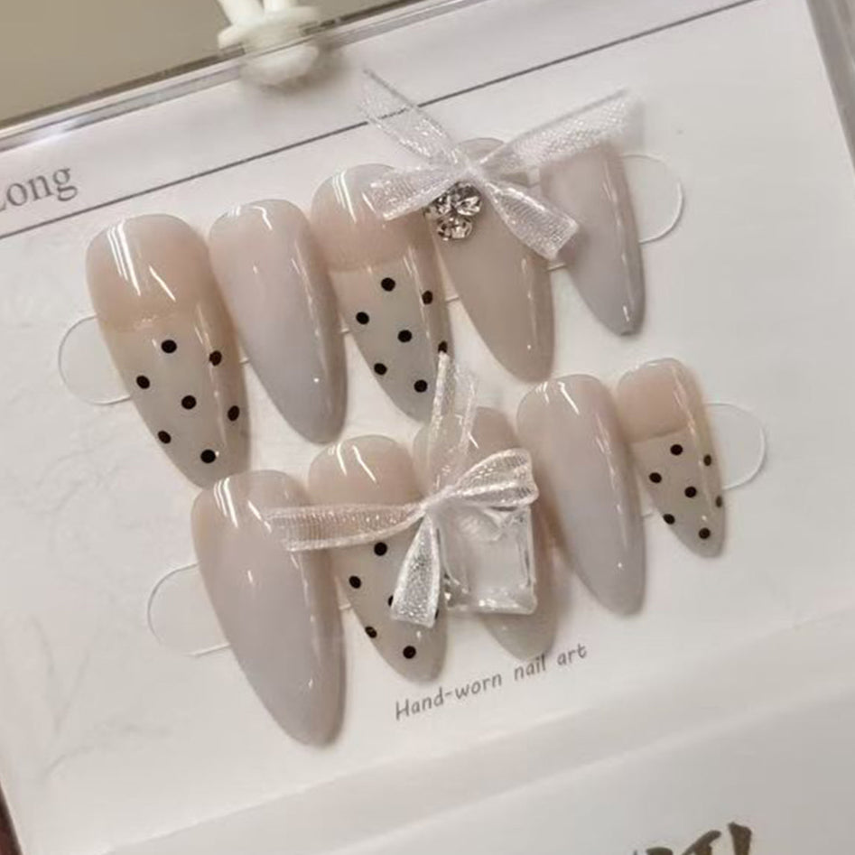 Ribbon Bow Cubic Zirconia Beige White Finger Nail Pack Of 10 Bulk Main image