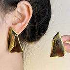 Geometric Shape Glossy 18K Gold Dangler Earring For Women Bulk