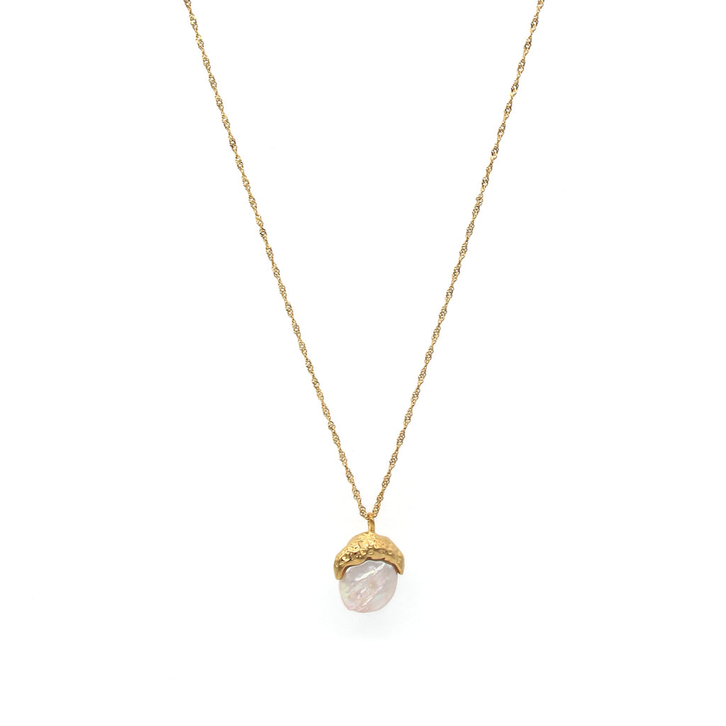 Luxe Mother Of Pearl White 18K Gold Stainless Steel Anti Tarnish Necklace For Women