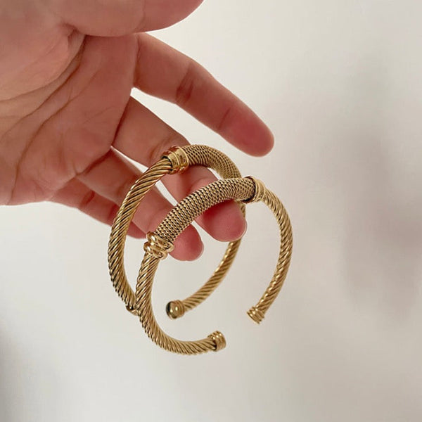 Retro Rope 18K Gold Brass Anti Tarnish Cuff Bracelet For Women Bulk Main image