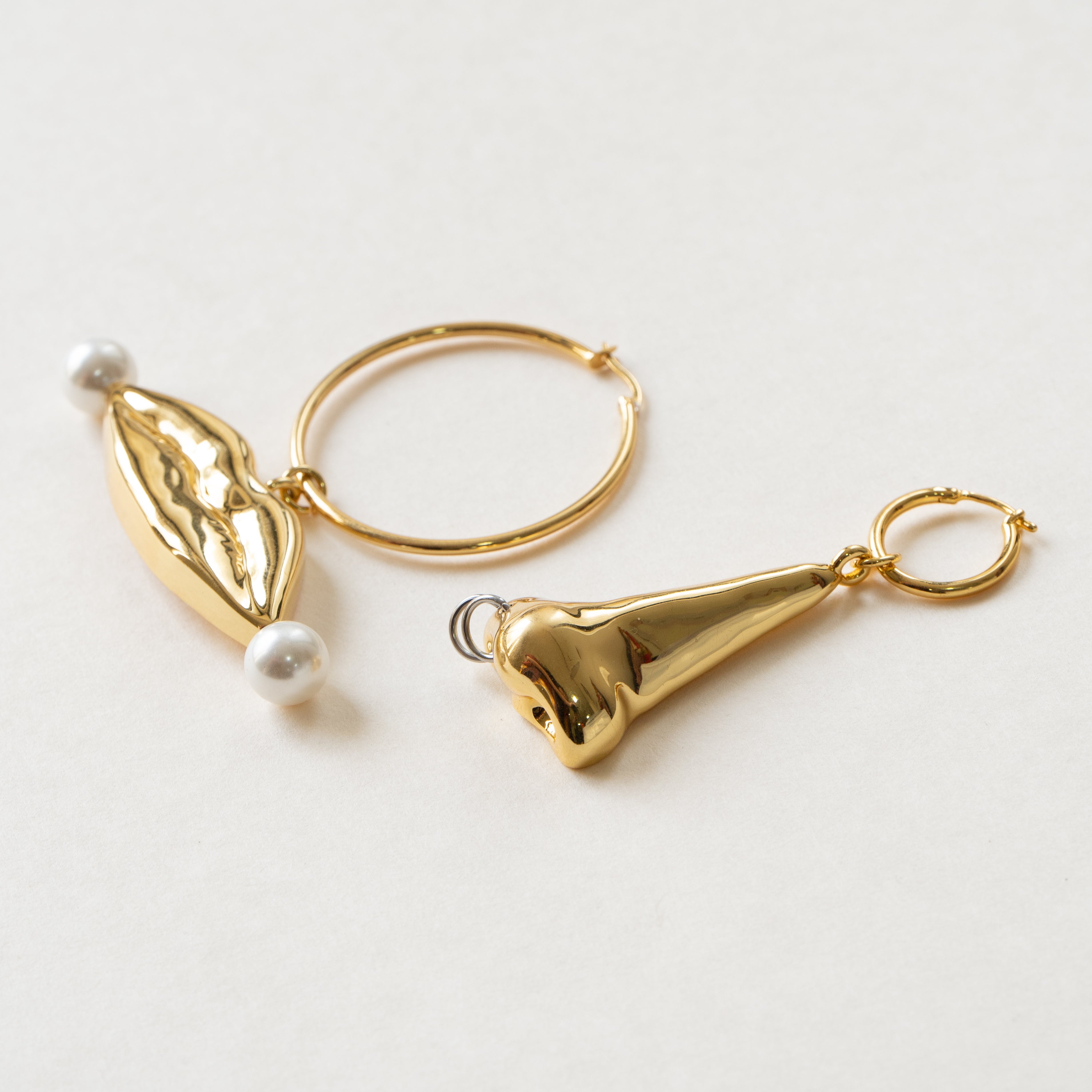 Pout And Poise Pearl White 18K Gold Brass Anti Tarnish Hoop Dangler Earring For Women Secondary image