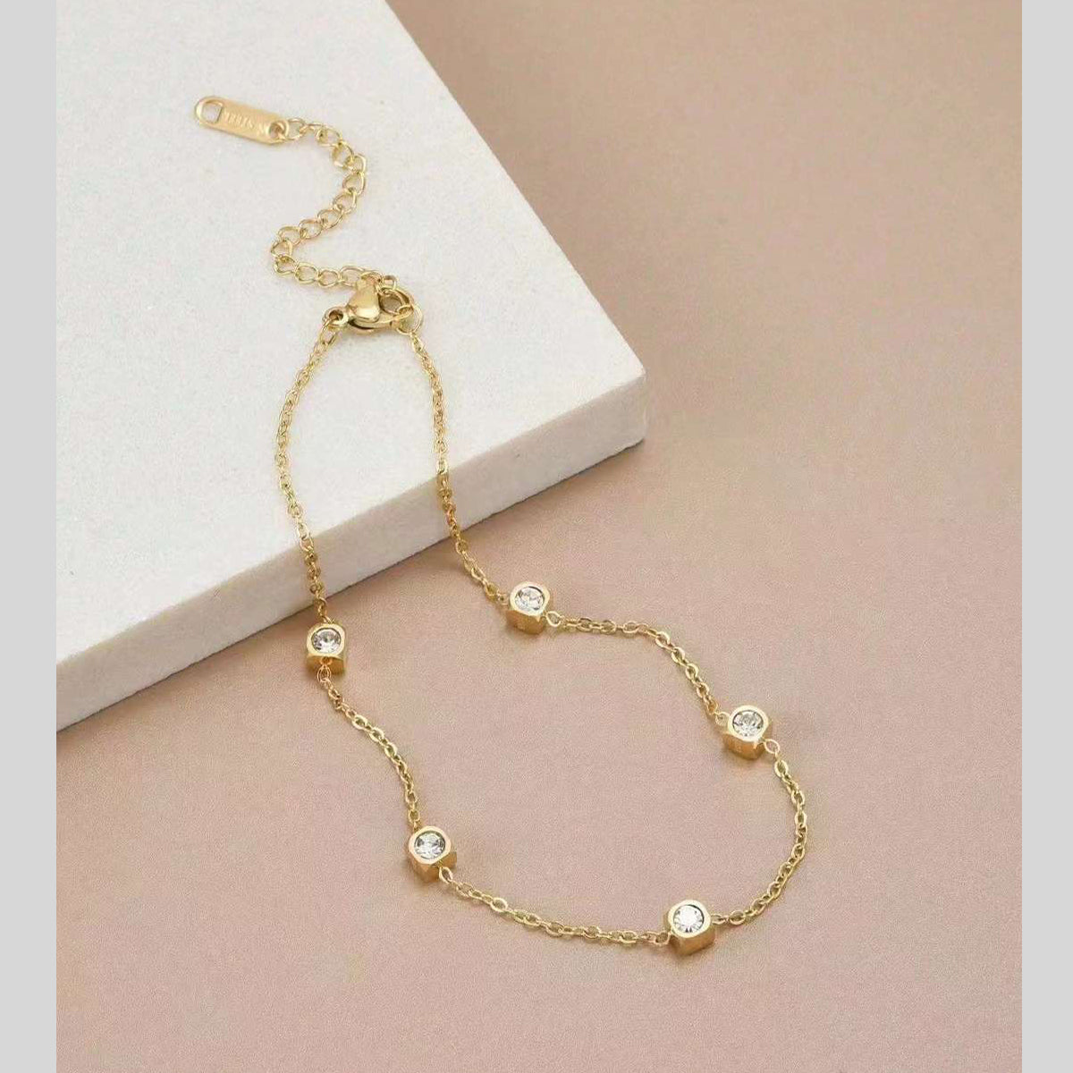 Solitaire Cubic Zirconia 18K Gold Stainless Steel Anti Tarnish Link Chain Necklace For Women Main image