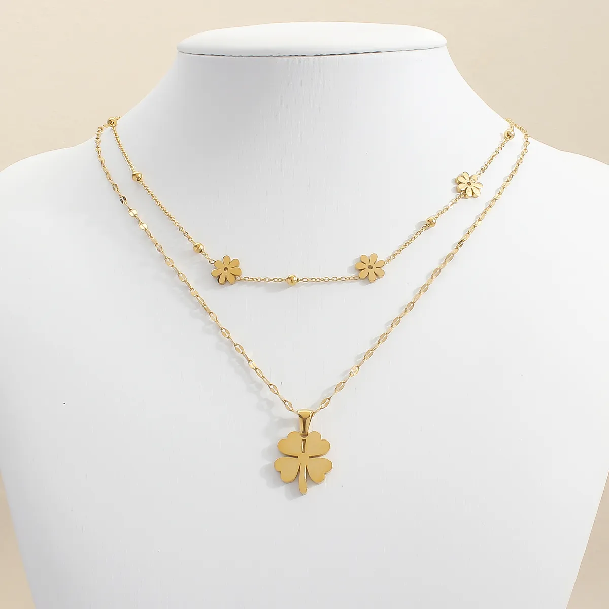 Clover Daisy Flower 18K Gold Stainless Steel Anti Tarnish Dual Layer Necklace For Women Secondary image