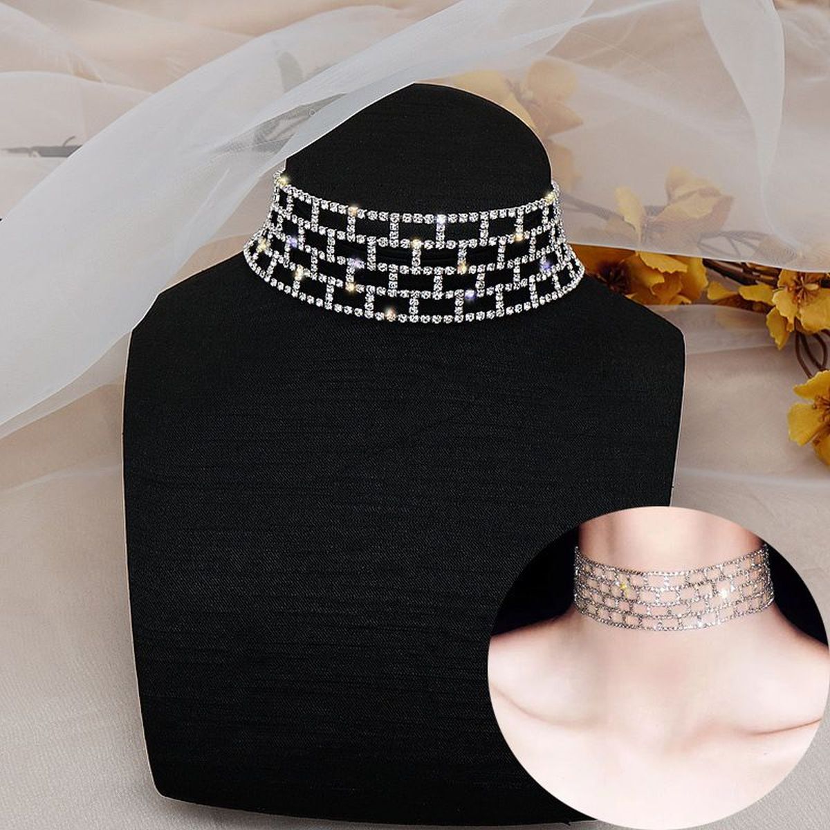 Solitaire Wall View Rhinestone Silver Anti Tarnish Necklace Women Bulk