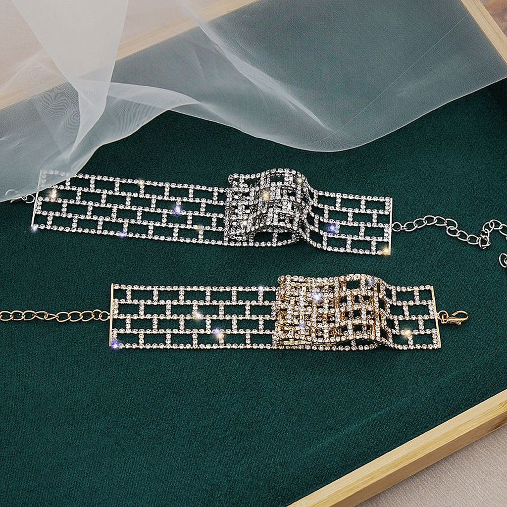 Solitaire Wall View Rhinestone Silver Anti Tarnish Necklace Women Bulk