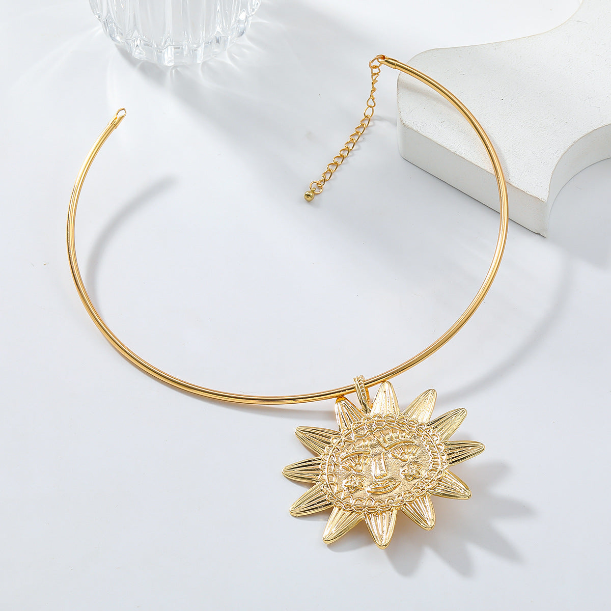 Star Sun Face 18K Gold Hasli Collar Necklace For Women Bulk Main image